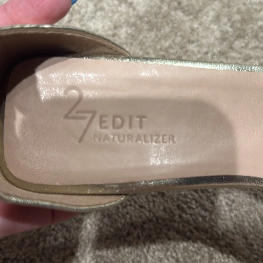 Naturalizer Elegant Gold Women's Sandals - Picture 6 of 8